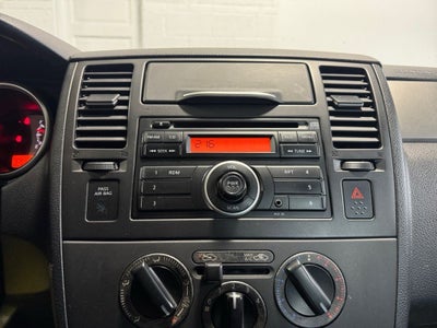 2010 Nissan Versa 1.8 S