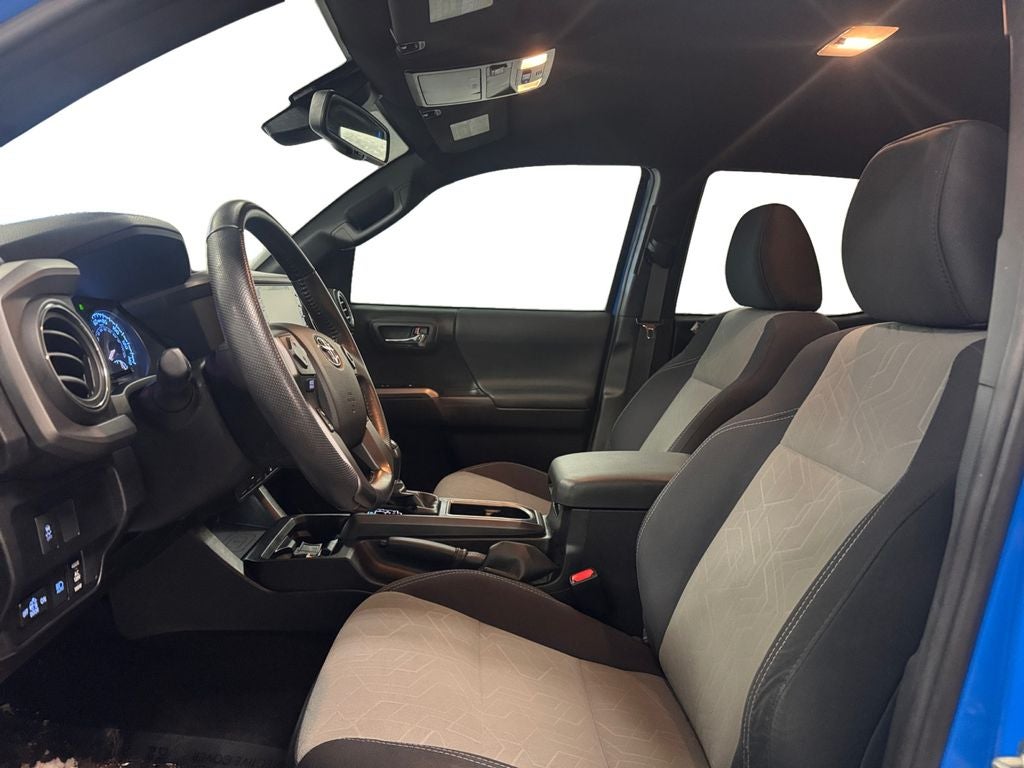2021 Toyota Tacoma TRD Sport V6