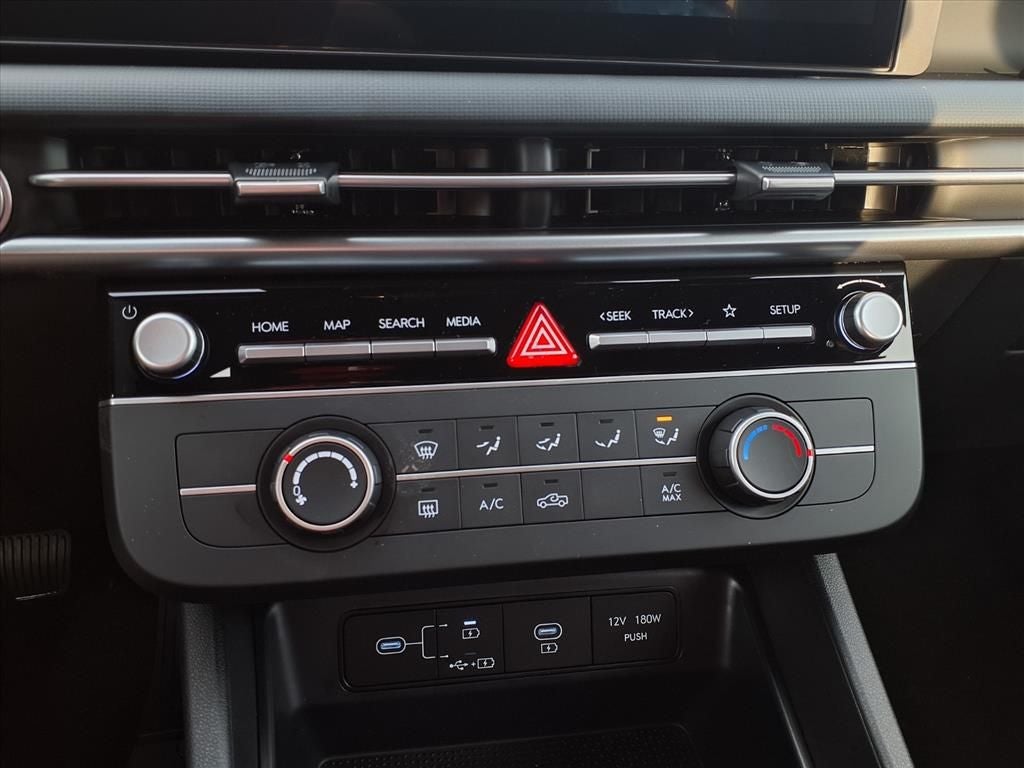 2026 Hyundai Santa Cruz SE