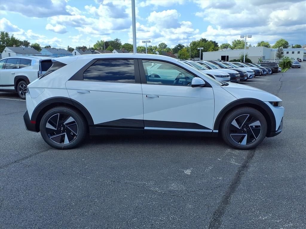 2025 Hyundai IONIQ 5 SE