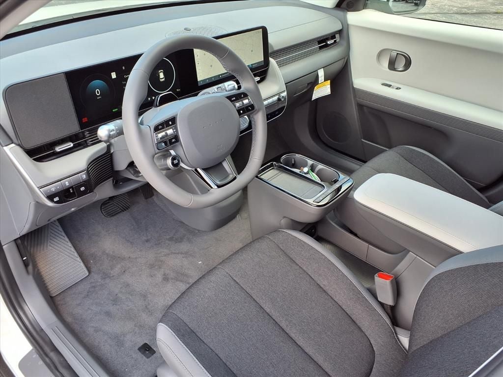 2025 Hyundai IONIQ 5 SE