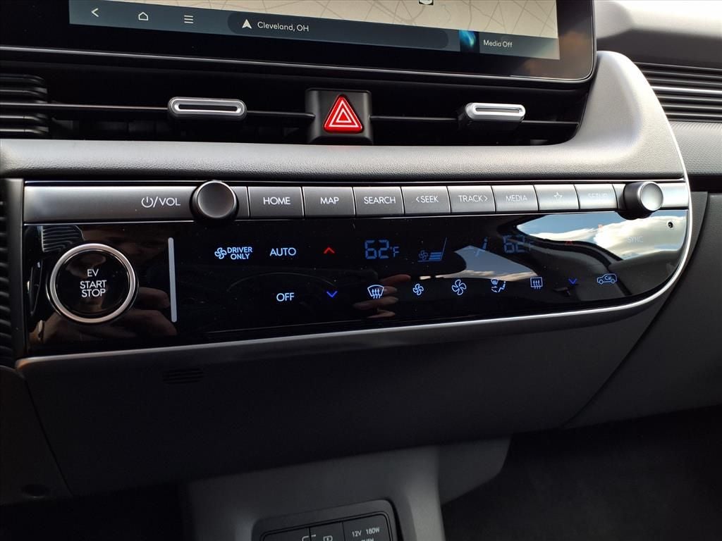 2025 Hyundai IONIQ 5 SE