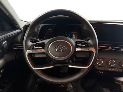 2023 Hyundai Elantra SE
