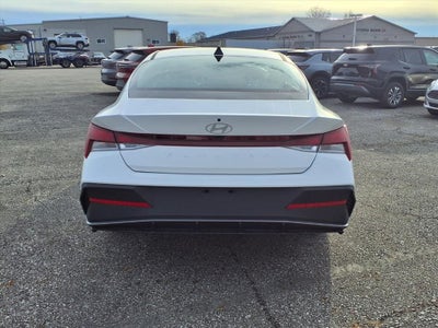 2026 Hyundai Elantra SE