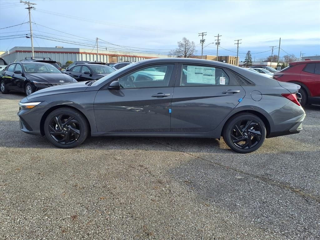 2026 Hyundai Elantra Hybrid SEL Sport