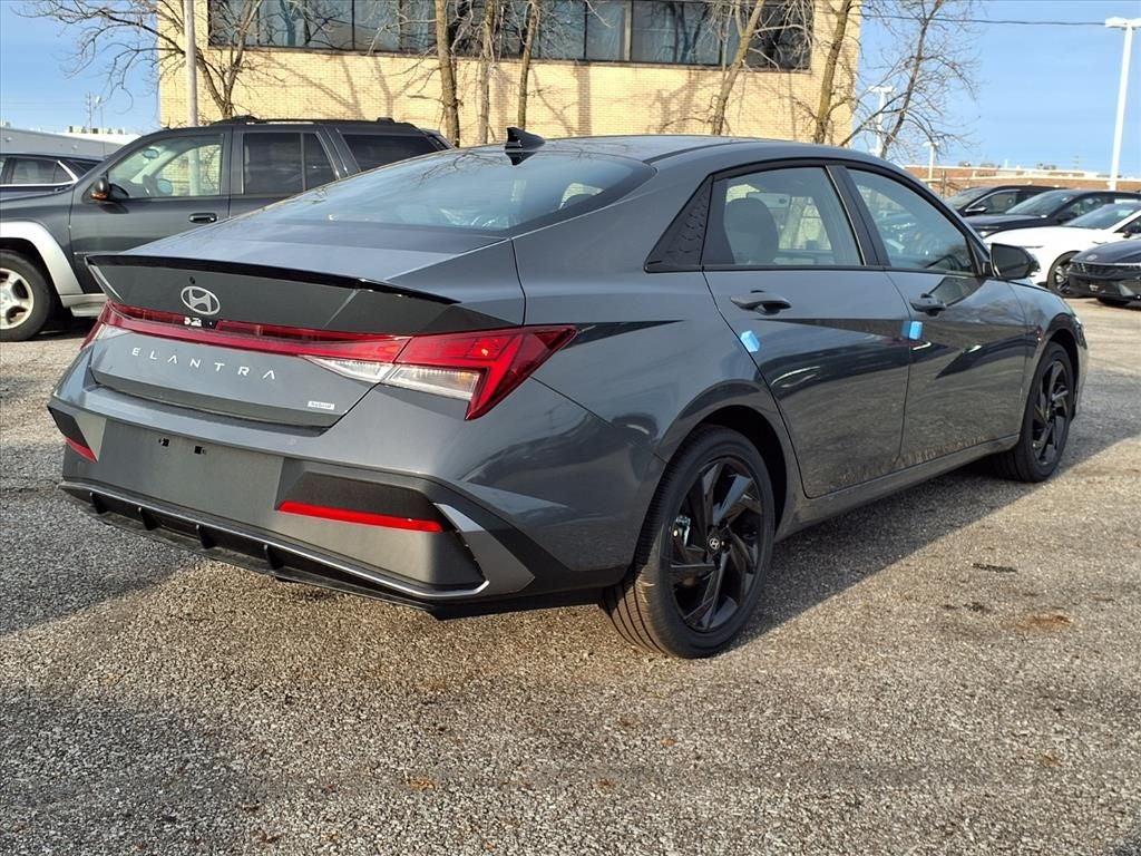 2026 Hyundai Elantra Hybrid SEL Sport