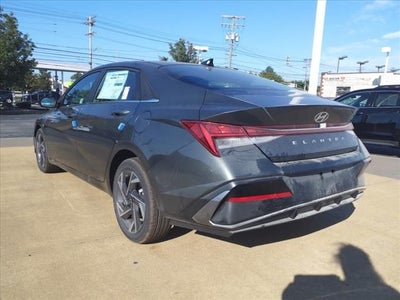 2025 Hyundai Elantra SEL Convenience