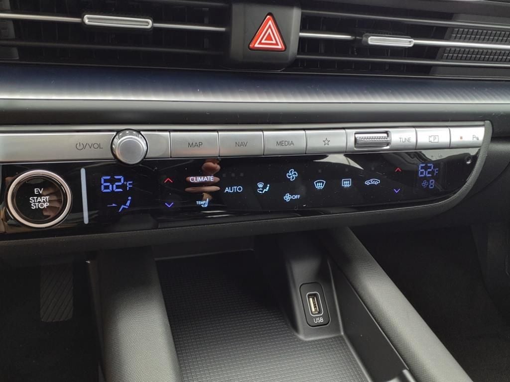 2025 Hyundai IONIQ 6 SE