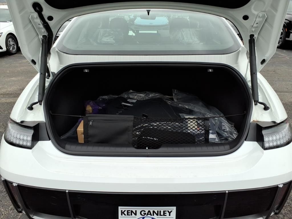 2025 Hyundai IONIQ 6 SE