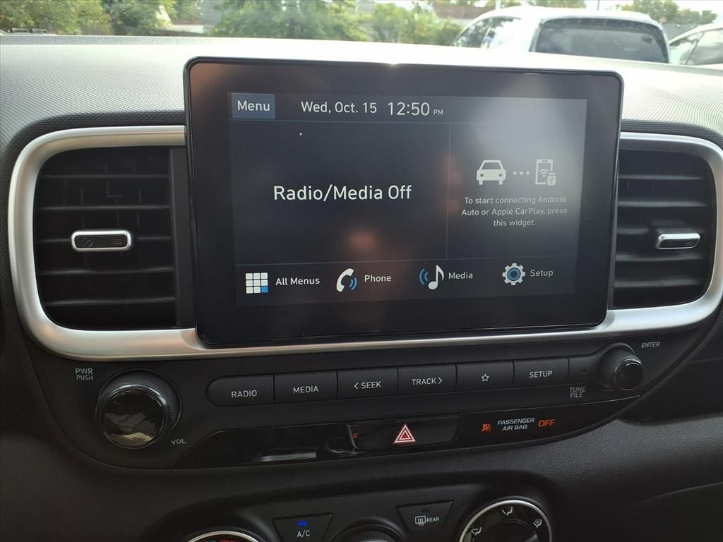 2026 Hyundai Venue SE