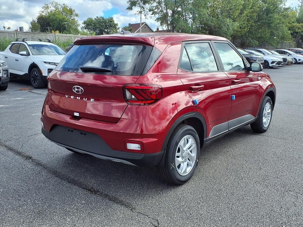 2026 Hyundai Venue SE
