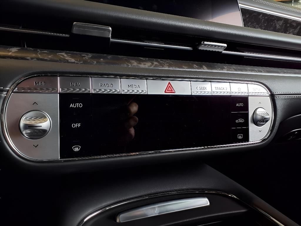 2025 Genesis G90 3.5T e-SC