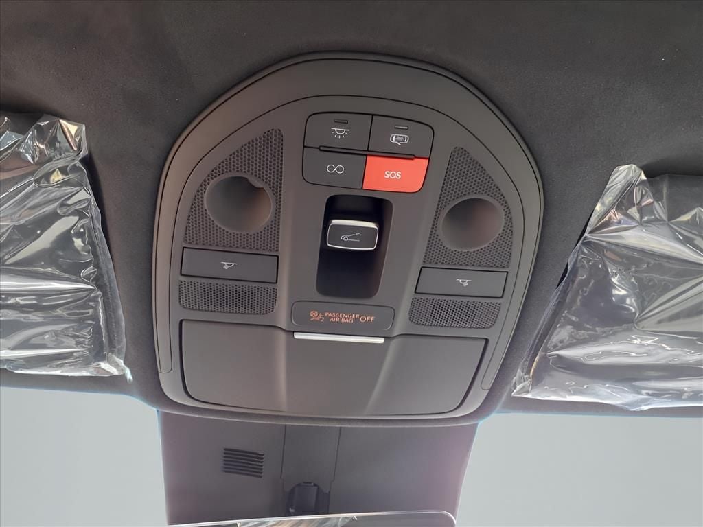2025 Genesis G70 3.3T Sport Advanced