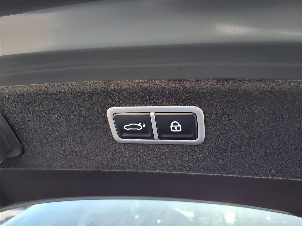 2024 Genesis G80 2.5T