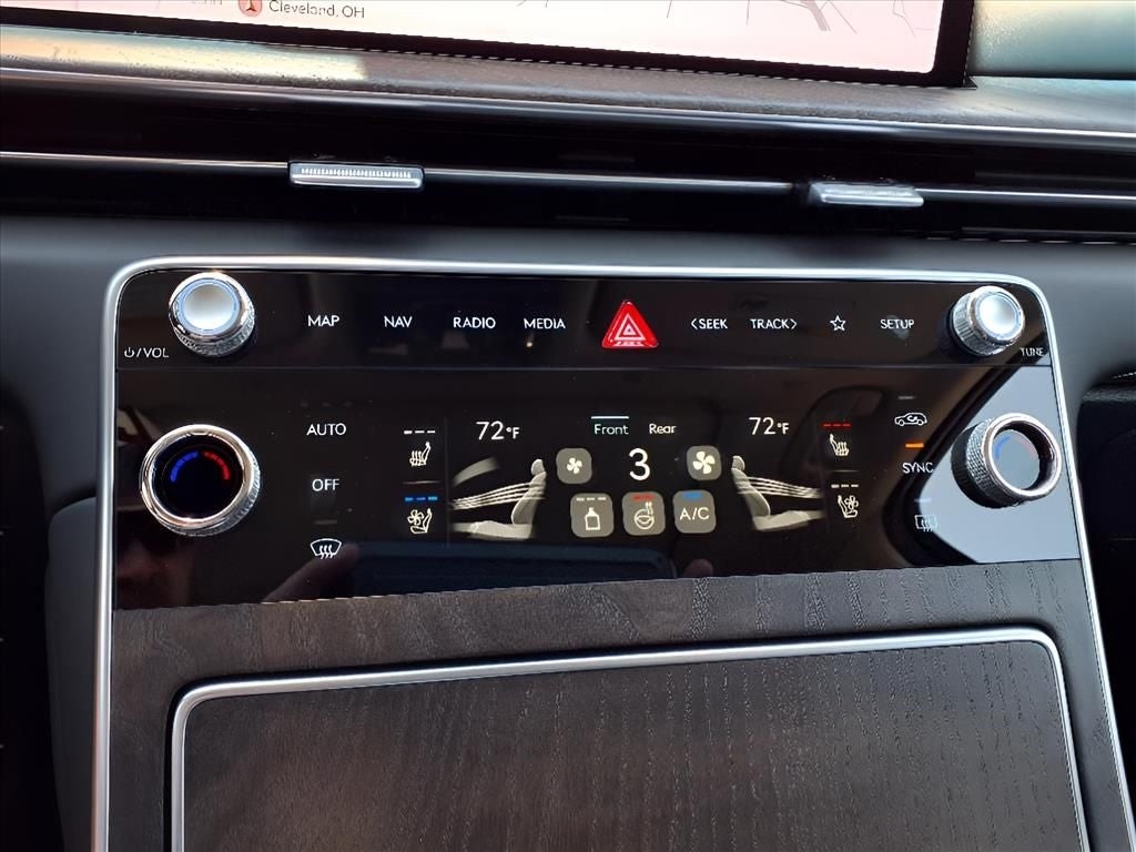 2025 Genesis GV80 2.5T Prestige