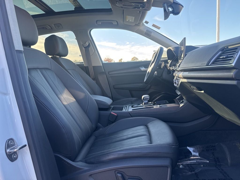 2022 Audi Q5 45 S line Premium Plus quattro