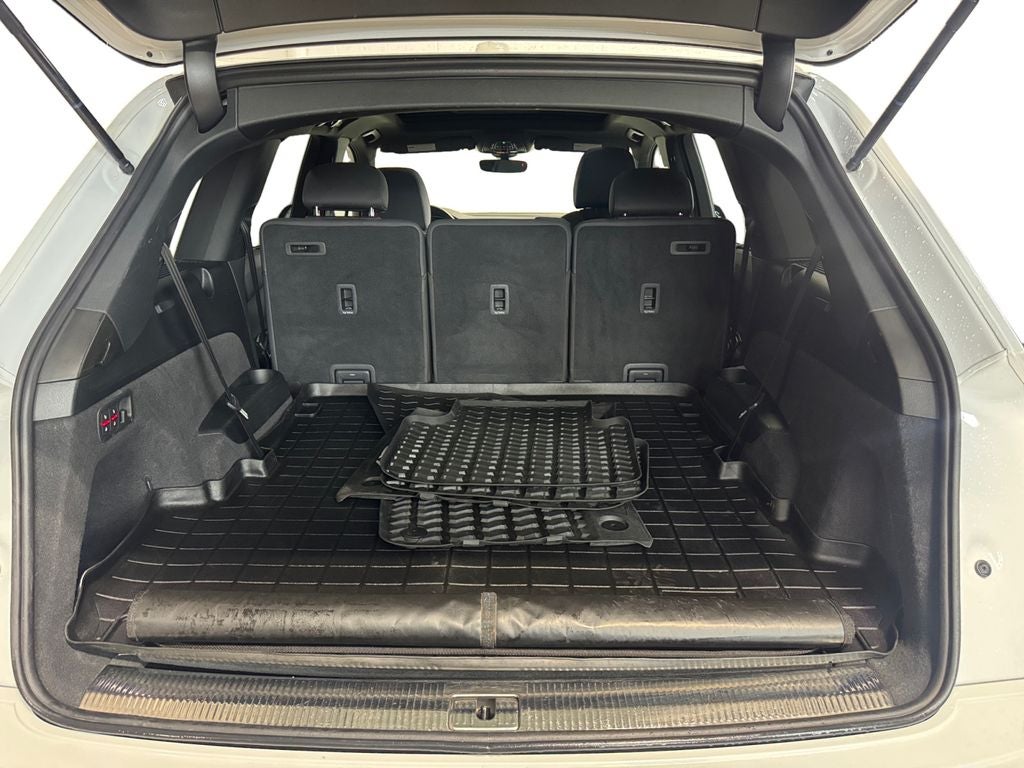 2021 Audi Q7 55 Premium Plus quattro