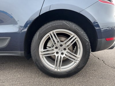 2015 Porsche Macan S