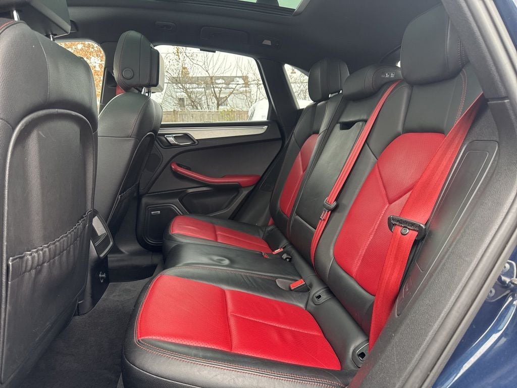 2015 Porsche Macan S