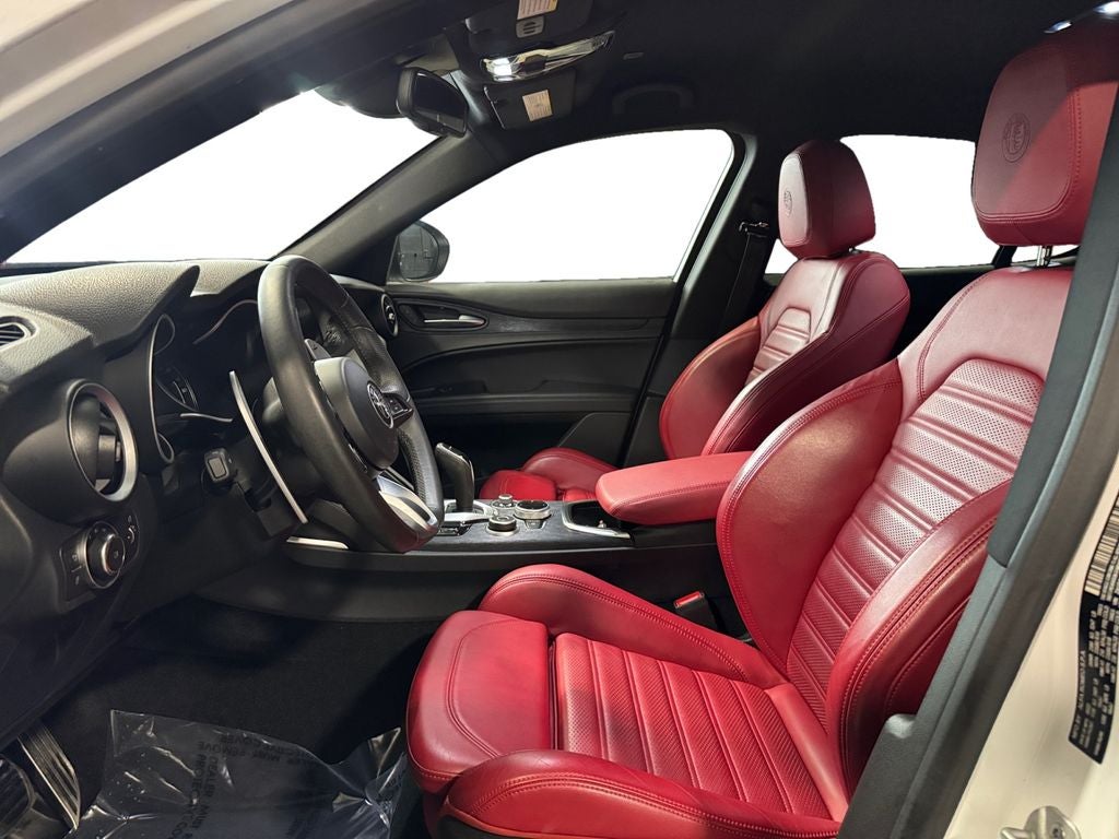 2023 Alfa Romeo Stelvio Sprint