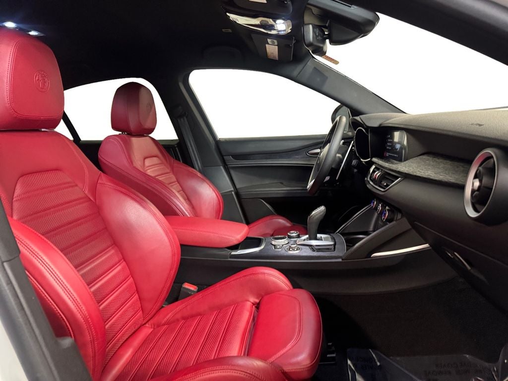 2023 Alfa Romeo Stelvio Sprint