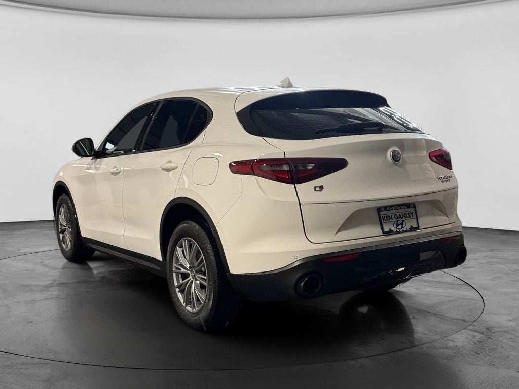 2023 Alfa Romeo Stelvio Sprint