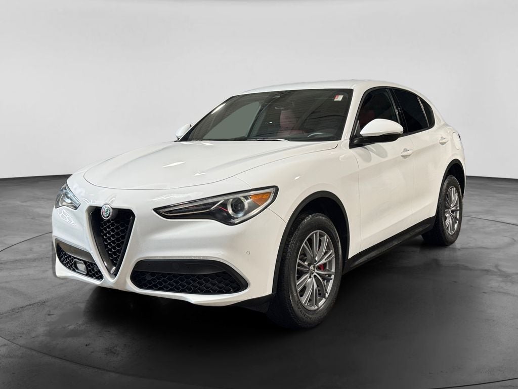 2023 Alfa Romeo Stelvio Sprint
