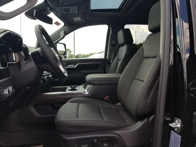 2026 GMC Sierra 2500HD SLT
