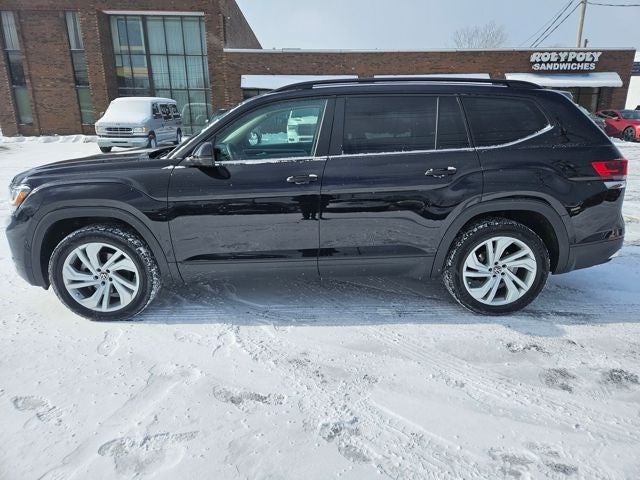 2022 Volkswagen Atlas 3.6L V6 SE w/Technology