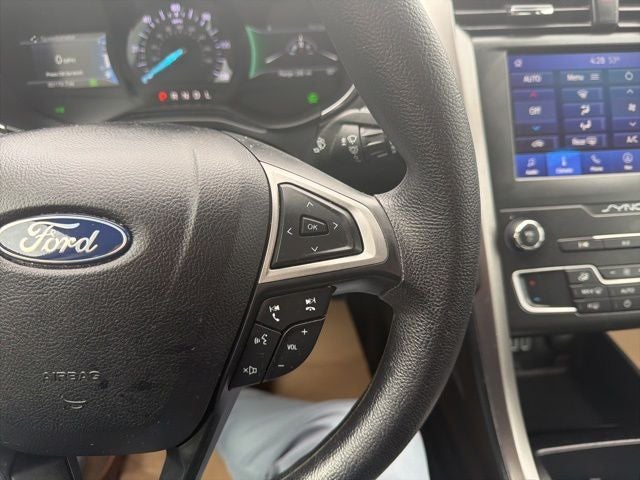2020 Ford Fusion Hybrid SE