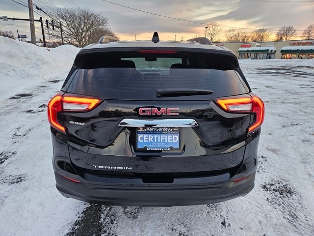 2022 GMC Terrain SLE