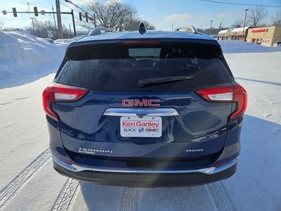 2022 GMC Terrain SLT