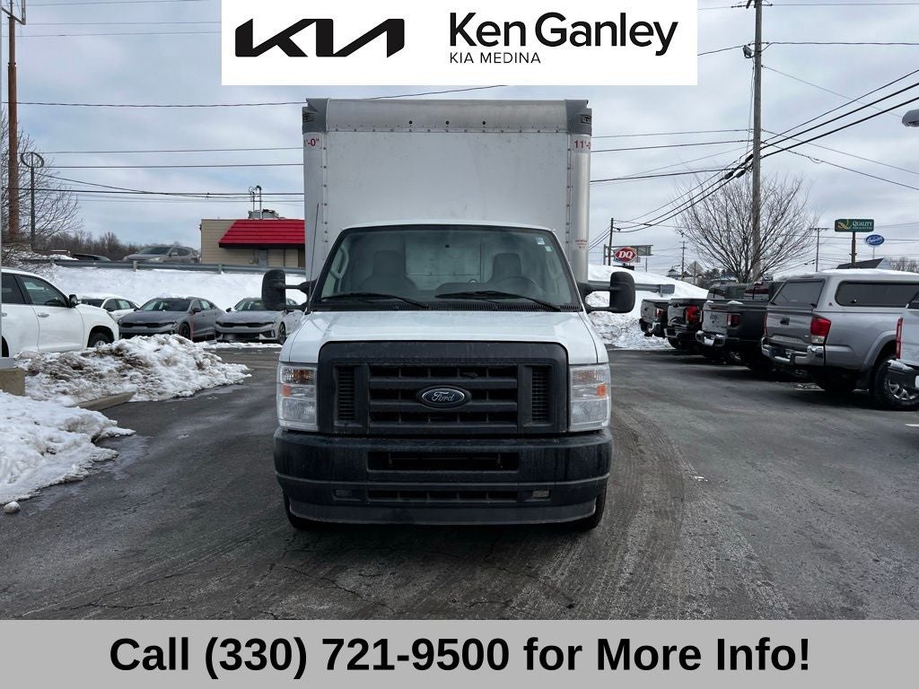 2024 Ford E-450SD Base DRW