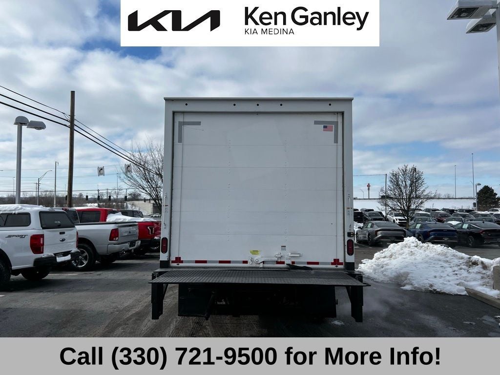 2024 Ford E-450SD Base DRW