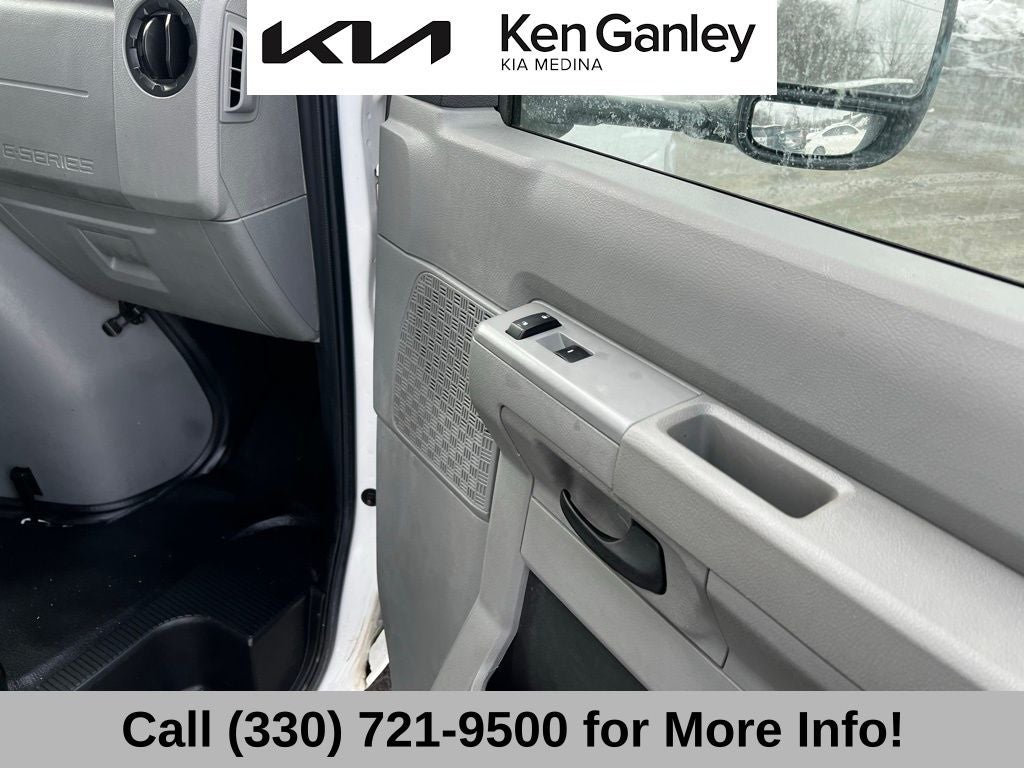 2024 Ford E-450SD Base DRW