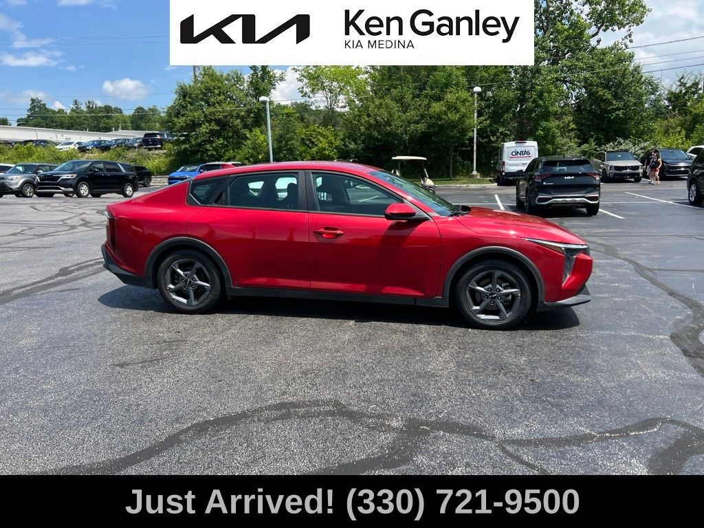 2025 Kia K4 LXS