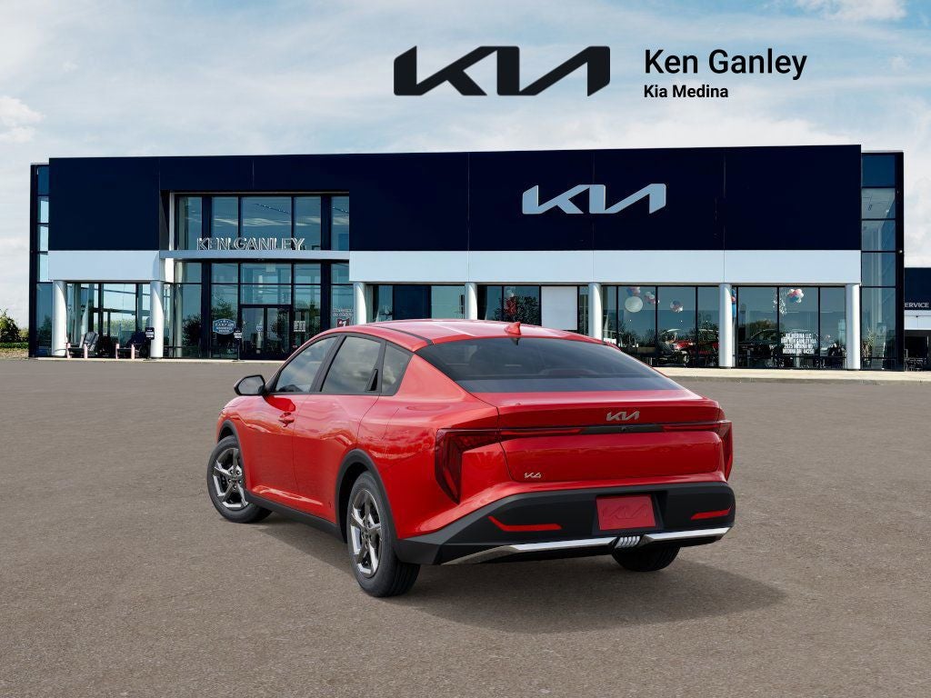2026 Kia K4 LXS