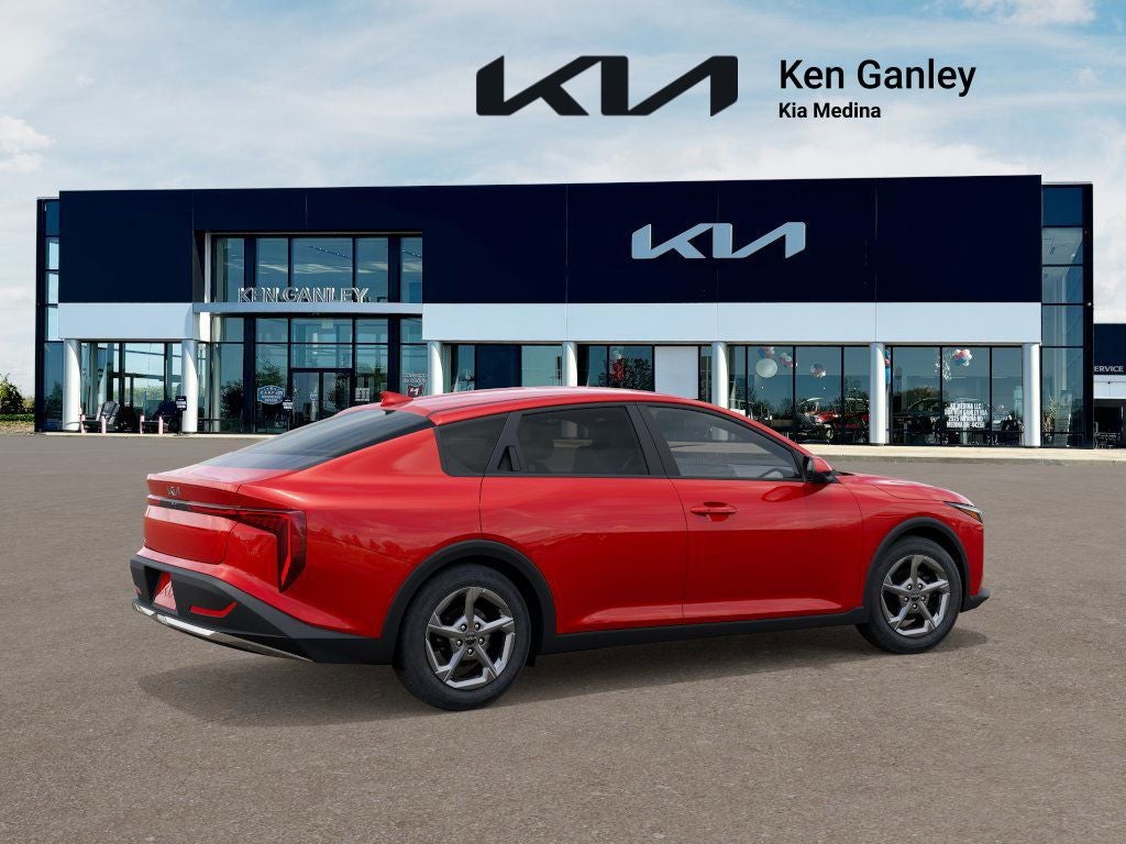 2026 Kia K4 LXS