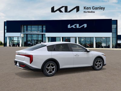 2026 Kia K4 LXS