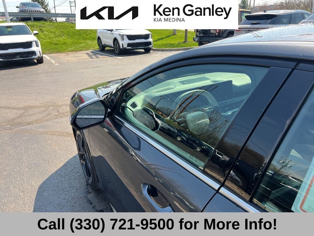 2025 Kia K4 GT-Line