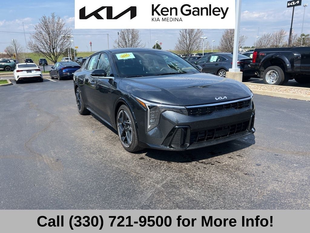 2025 Kia K4 GT-Line