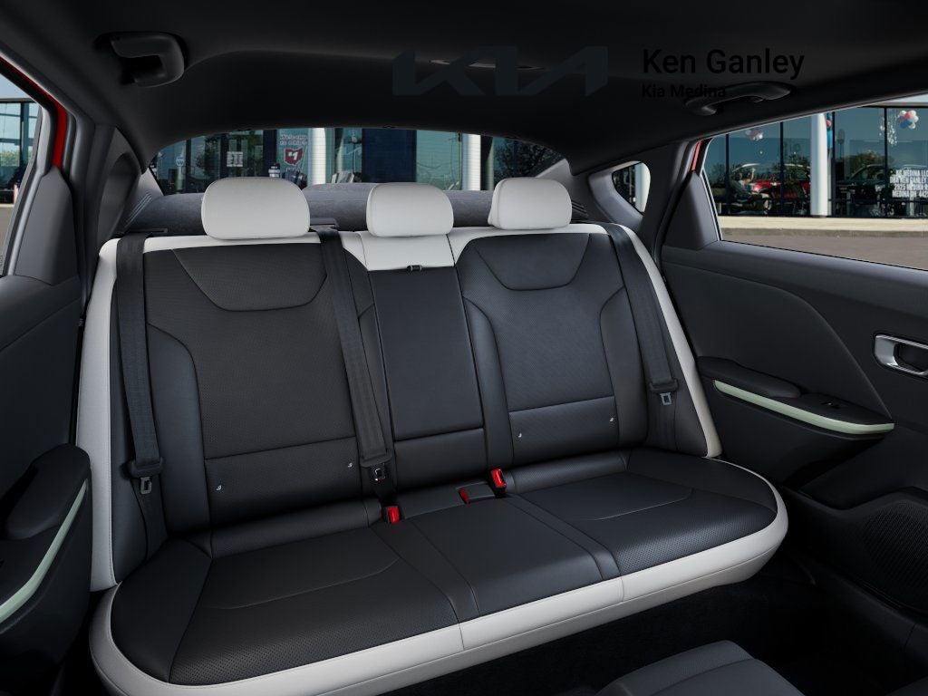 2025 Kia K4 GT-Line