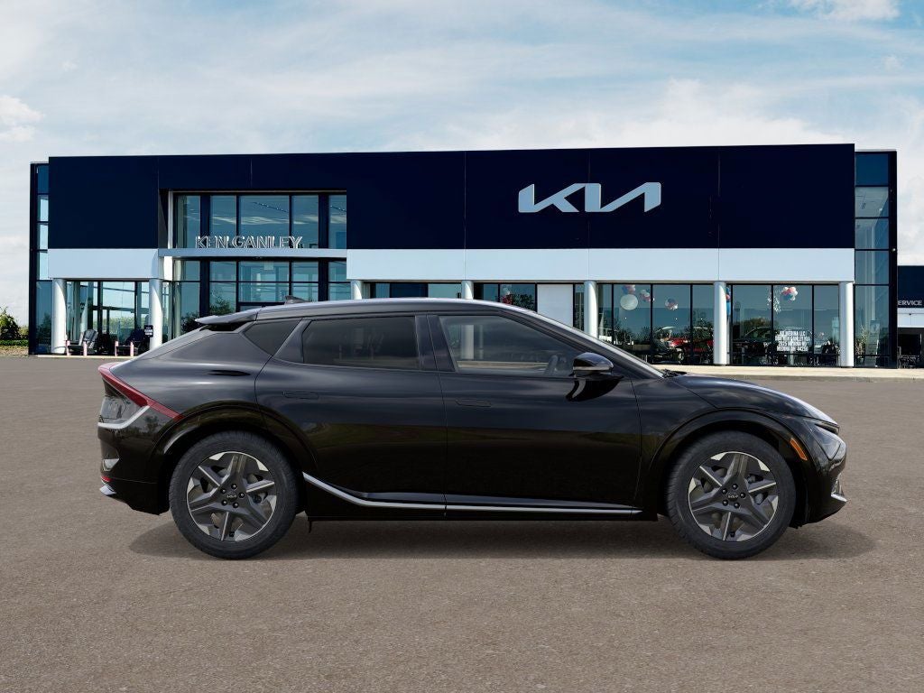 2025 Kia EV6 Light
