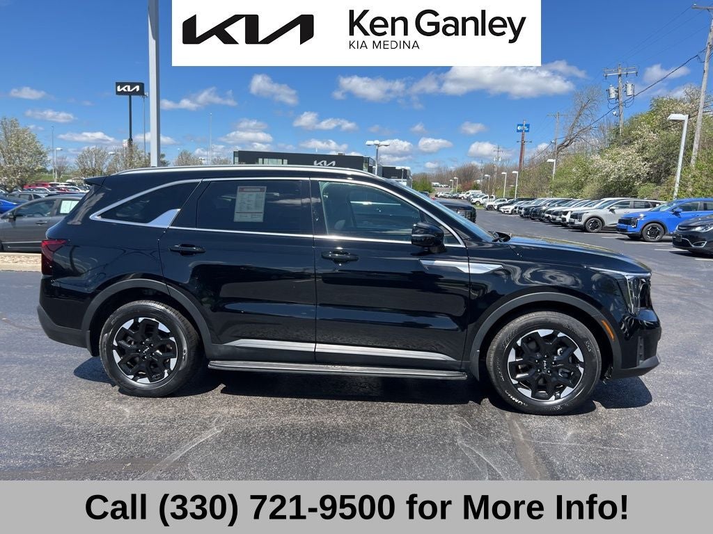 2025 Kia Sorento S