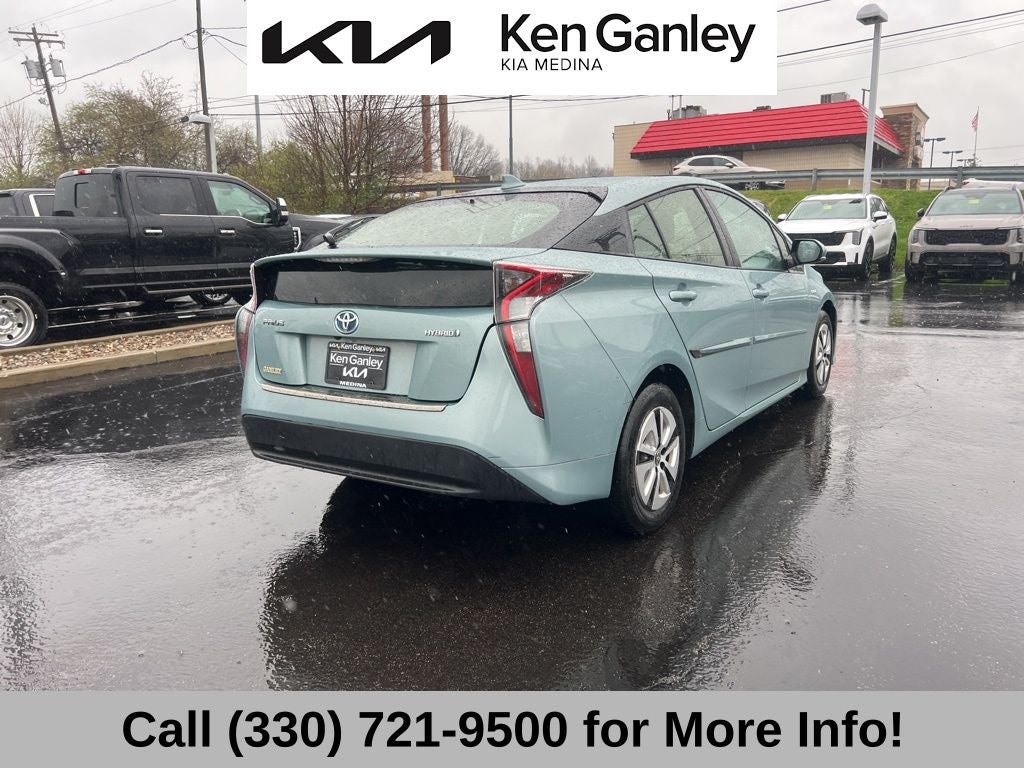 2016 Toyota Prius Four