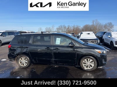 2015 Kia Sedona LX
