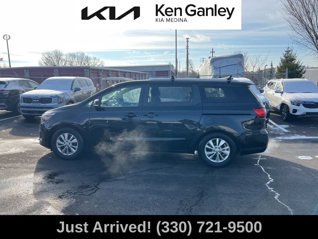 2015 Kia Sedona LX