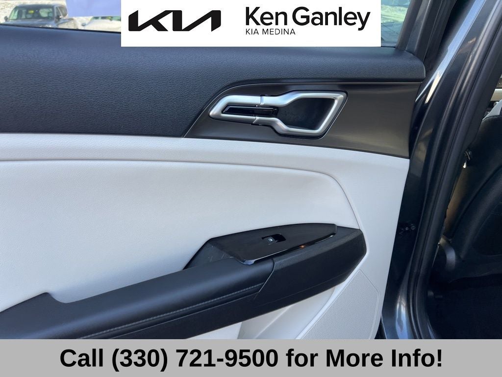 2025 Kia Sportage EX