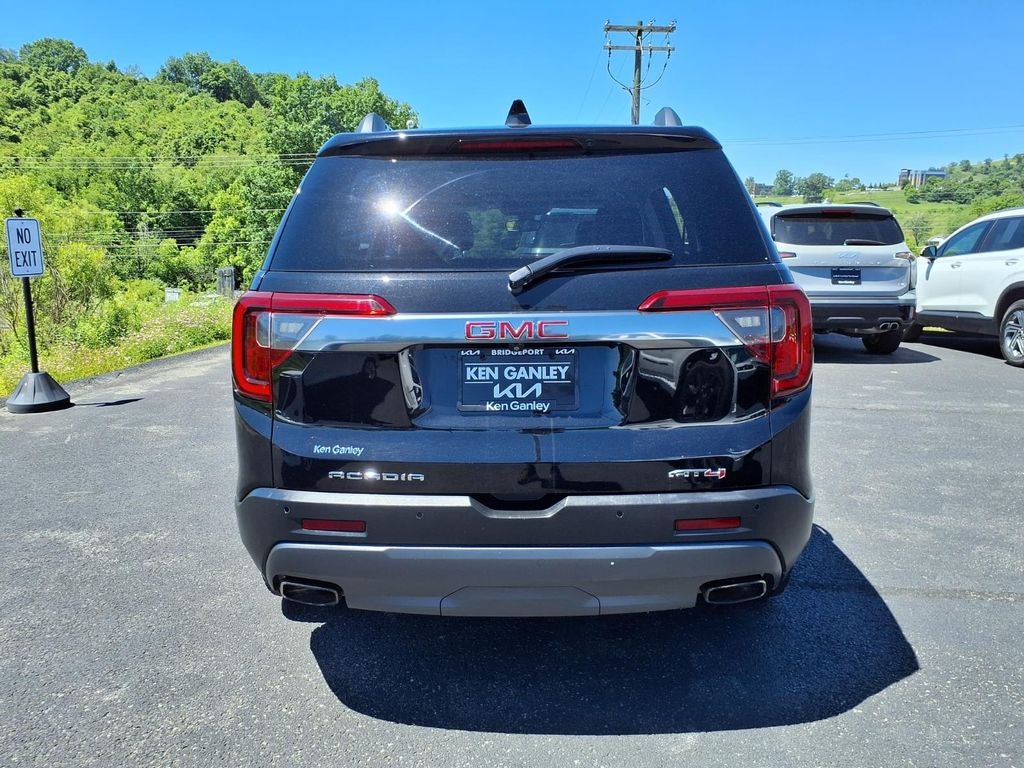 2021 GMC Acadia AT4