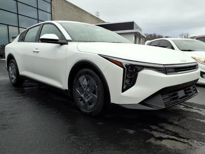 2025 Kia K4 LX